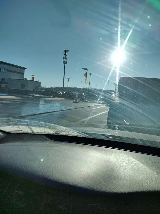 Crew Carwash Picture 4