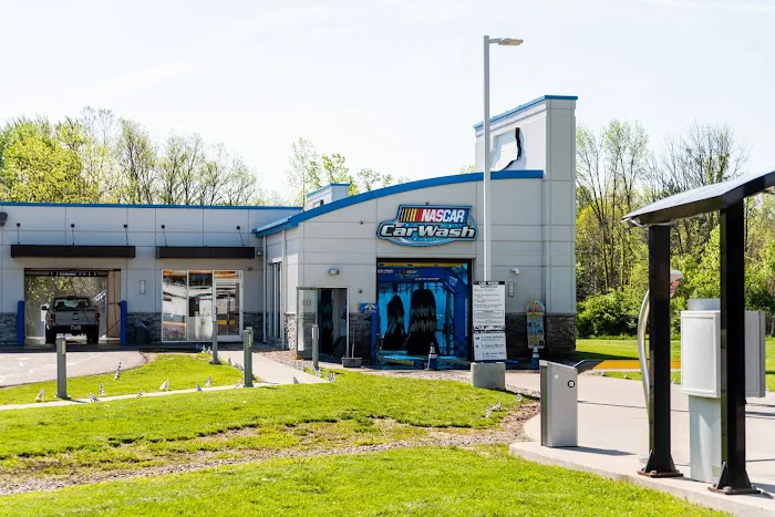 Nascar Car Wash Picture 1