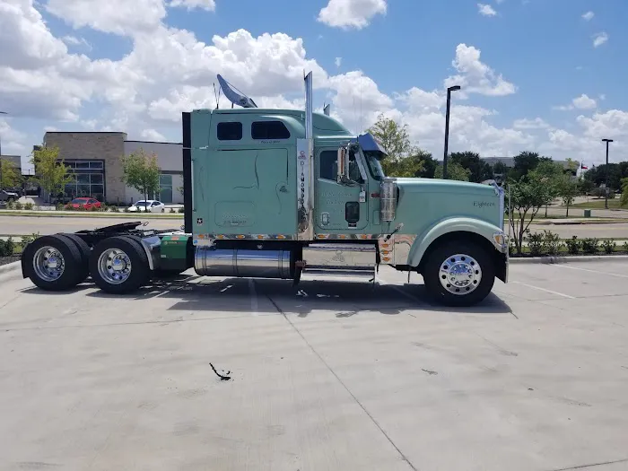 B&B Truck Wash Picture 1