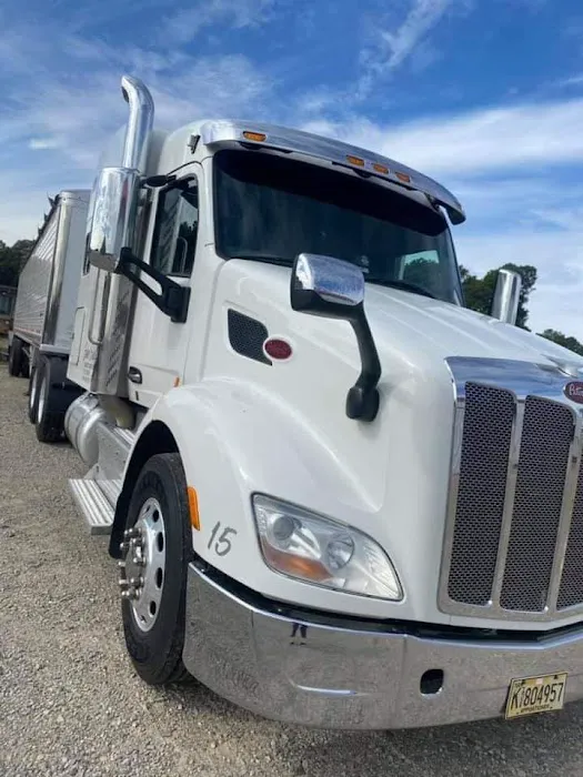 B&B Truck Wash Picture 4