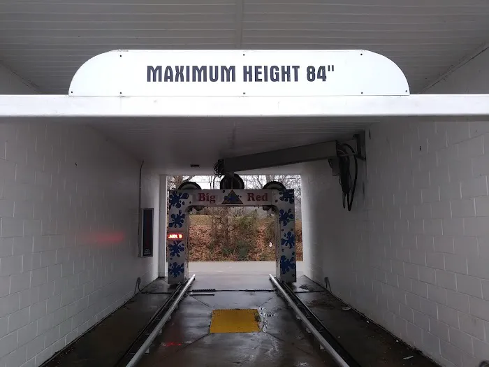 Big Red Carwash Picture 1