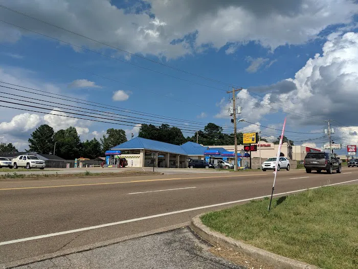 Wizard Car Wash Picture 1