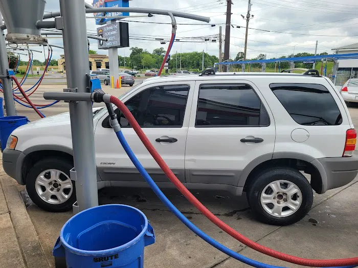 American Car Wash Picture 4