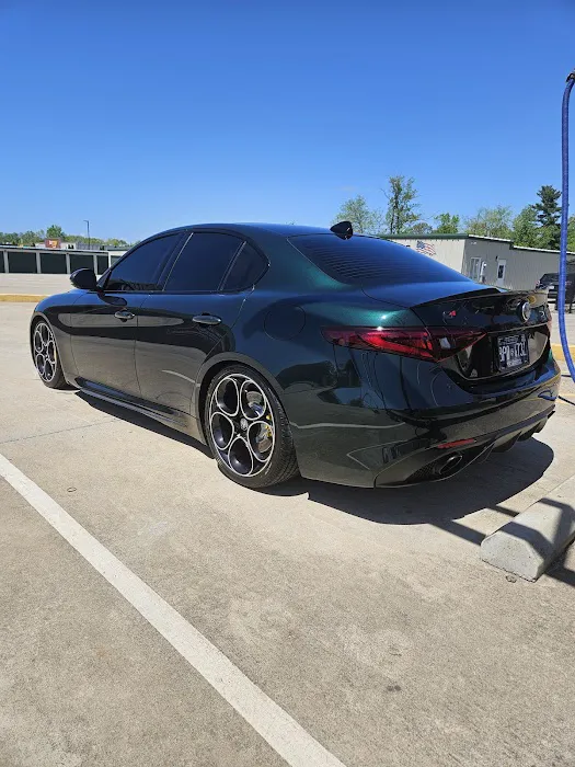 Liberty Express Carwash Picture 1