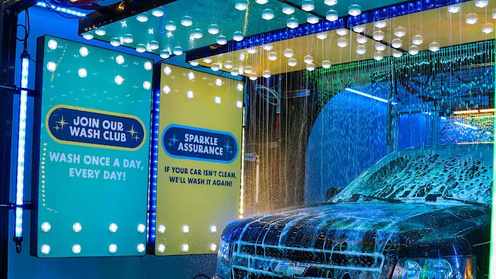 Whistle Express Car Wash Picture 3