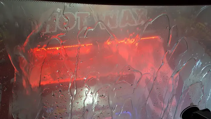 Mister Car Wash Picture 9