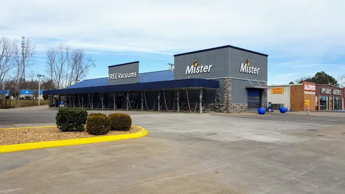 Mister Car Wash Picture 3