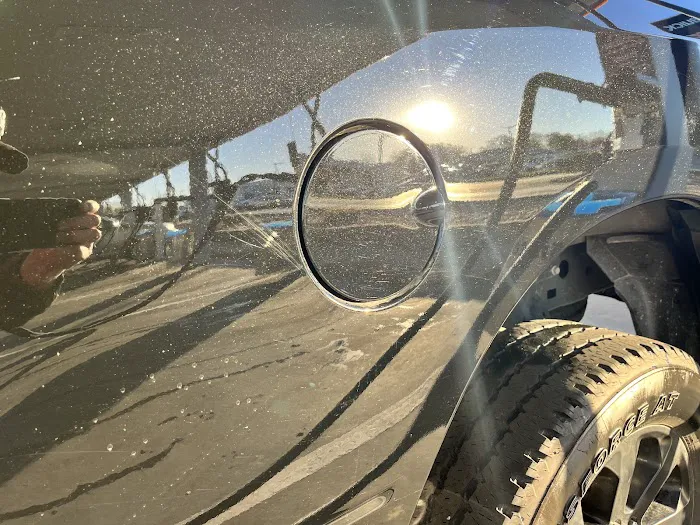 Mister Car Wash Picture 10