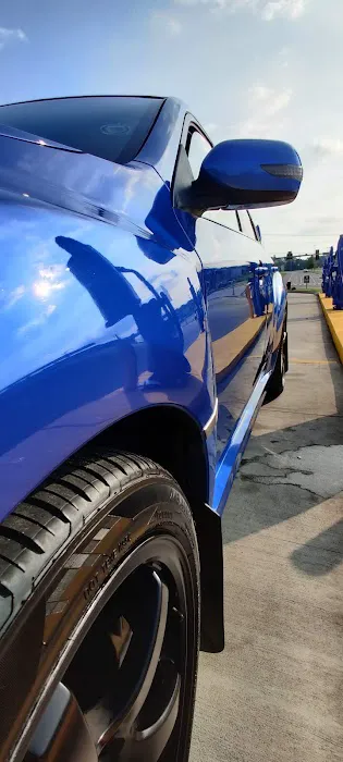 Screaming Eagle Express Car Wash Picture 4