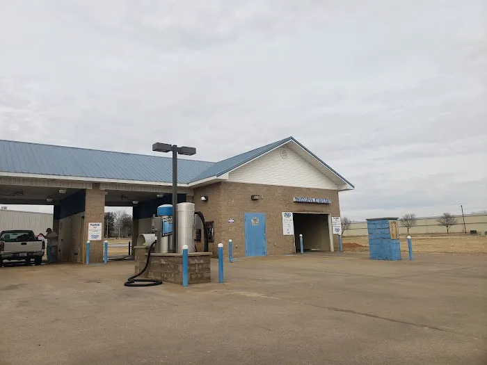 Pro Car Wash Picture 1