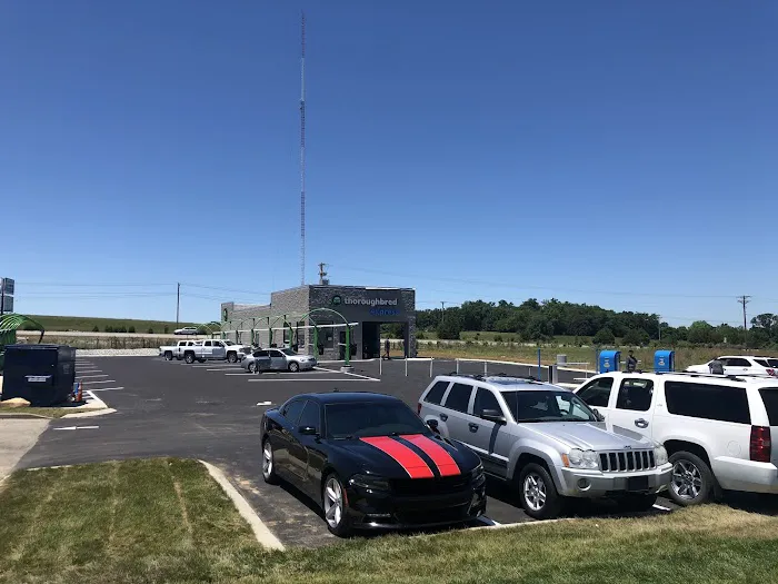 Thoroughbred Express Auto Wash Picture 2