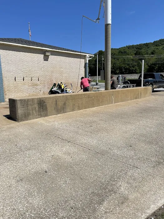 K T Car Wash Picture 9