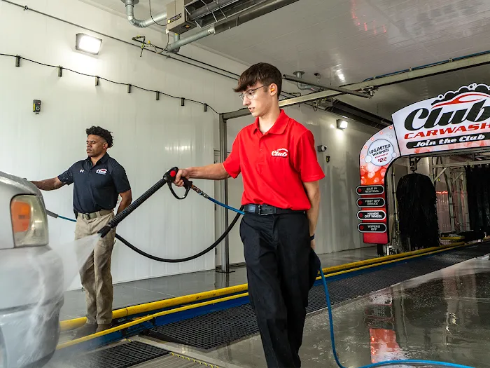 Club Car Wash Picture 10