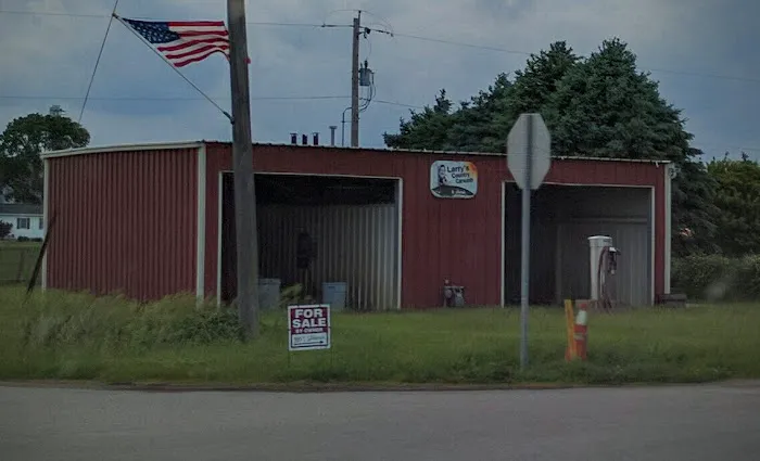 Larry's Country Carwash Picture 1