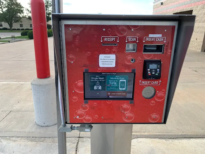 Dirty Deeds Auto Wash Picture 7