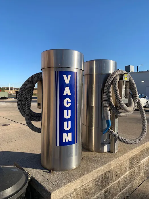 Dirty Deeds Auto Wash Picture 8