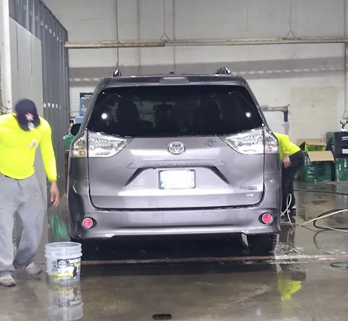 Top Detail El Nica Picture 2