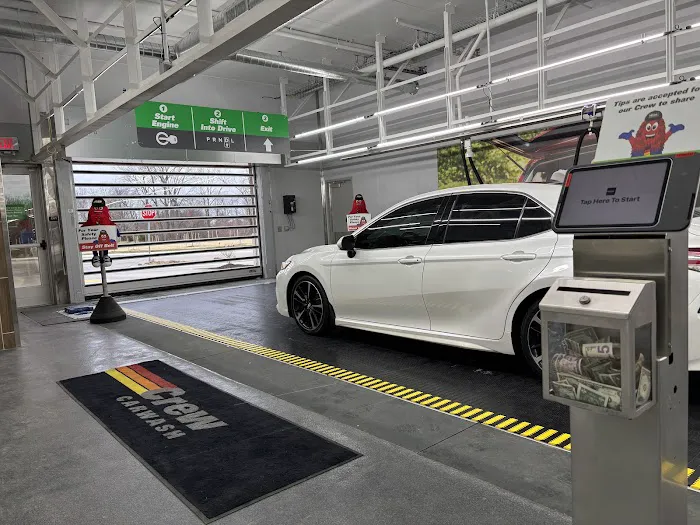 Crew Carwash Picture 8