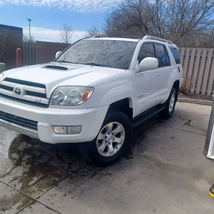 Crew Carwash Picture 5