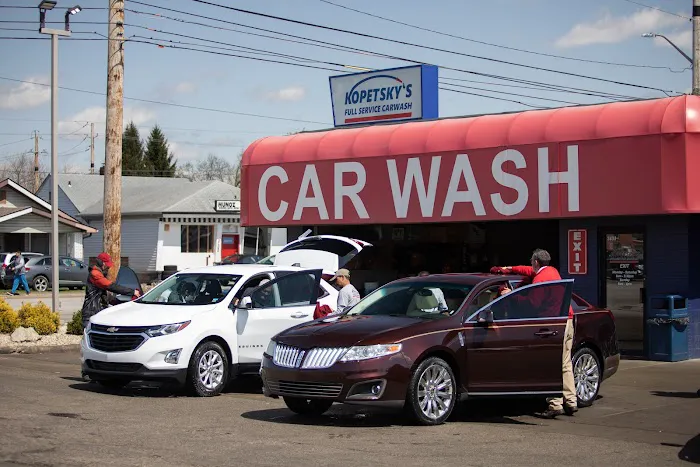 Kopetsky's Full Service Car Wash Picture 3