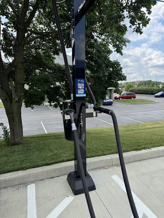 Tidal Wave Auto Spa | Car Wash Picture 6