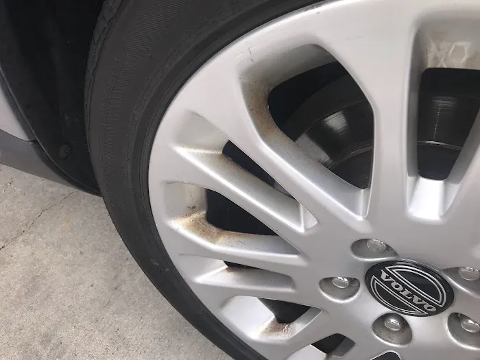 Prime Car Wash Picture 10