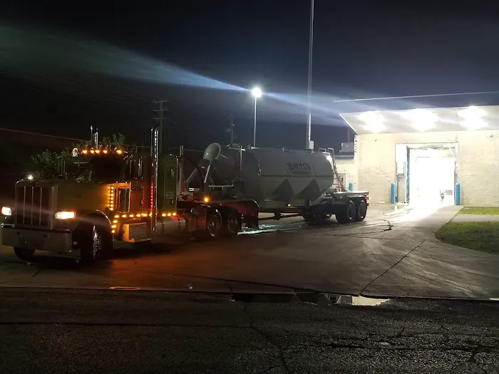 Truckomat of Indianapolis Picture 4