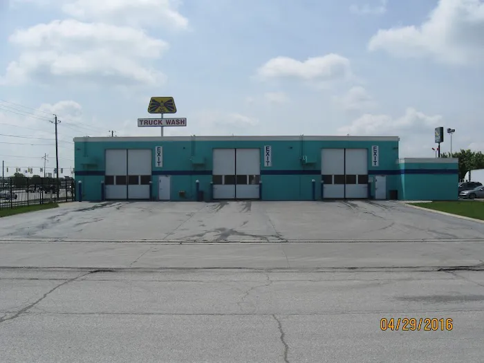 Blue Beacon Truck Wash of Indianapolis, IN Picture 3