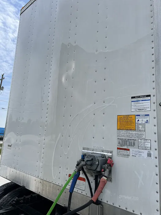 Blue Beacon Truck Wash of Indianapolis, IN Picture 9