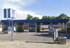 TROPICAL CAR WASH photo 2