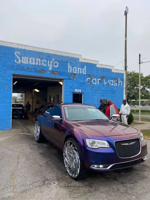 Swancy's Auto Salon Picture 9