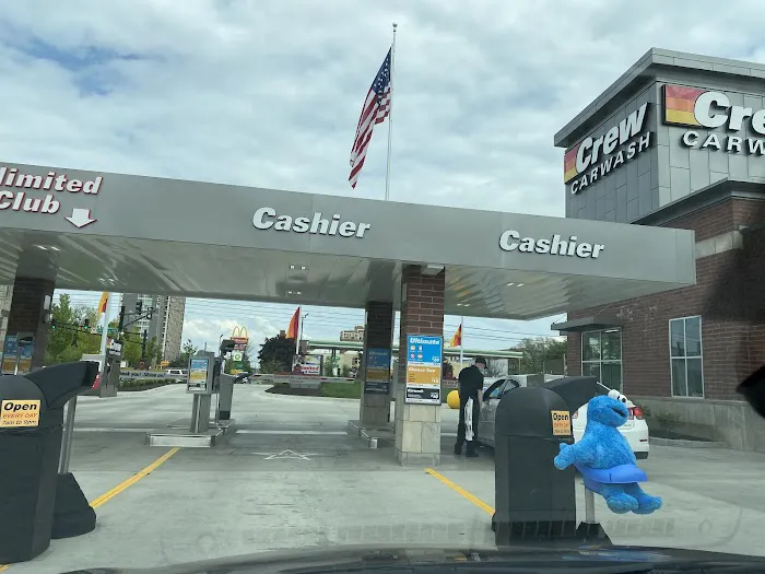 Crew Carwash Picture 2