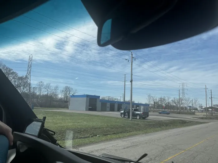 Self Service Car wash Picture 8