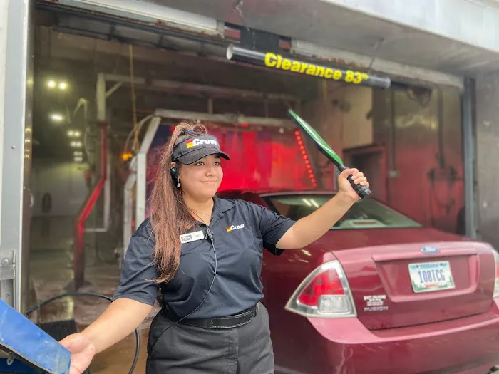 Crew Carwash Picture 9