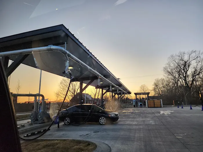 Whitecap Car Wash Picture 7