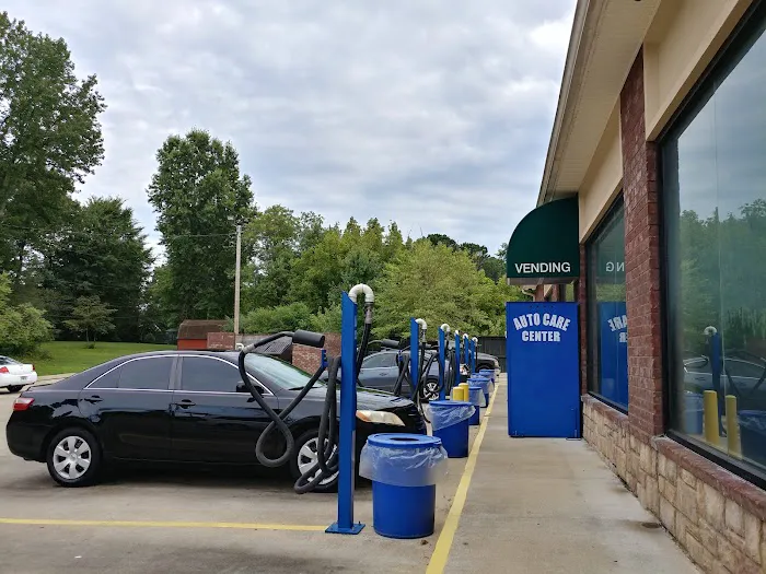 Screaming Eagle Express Car Wash Picture 6