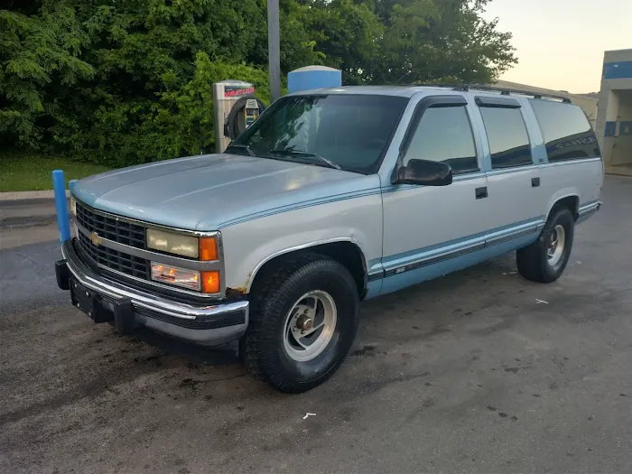 Wildcat Car Wash Picture 3