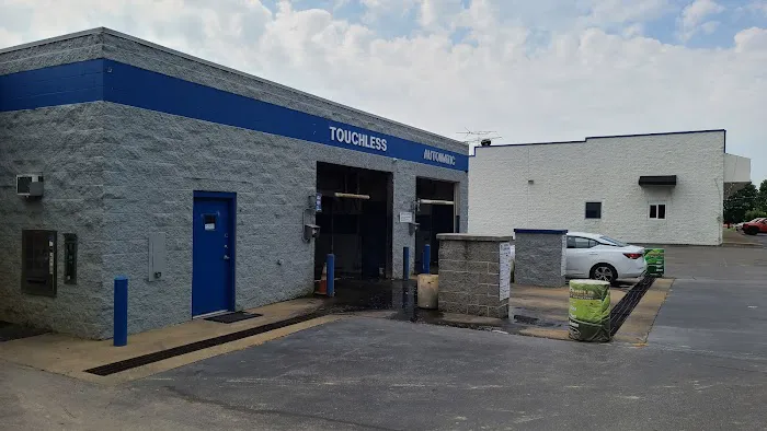 Wildcat Car Wash Picture 5