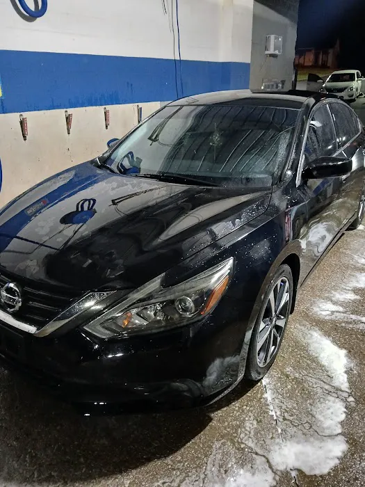 Wildcat Car Wash Picture 4