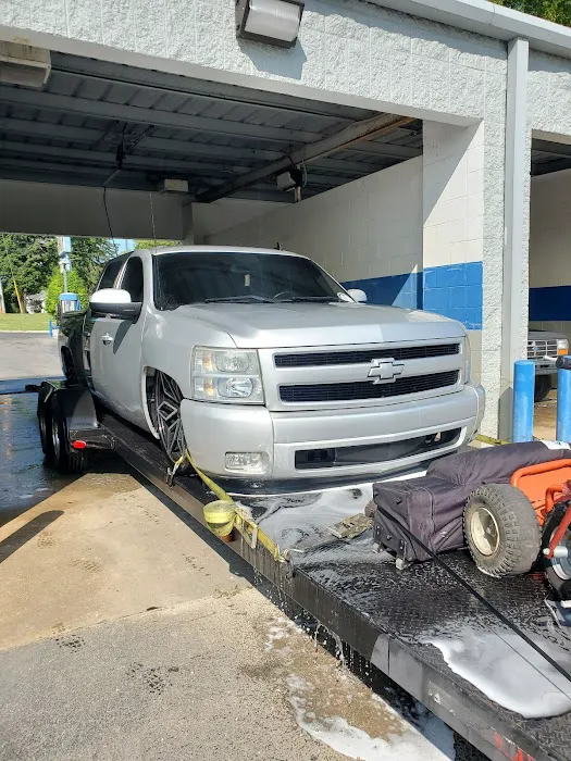 Wildcat Car Wash Picture 8