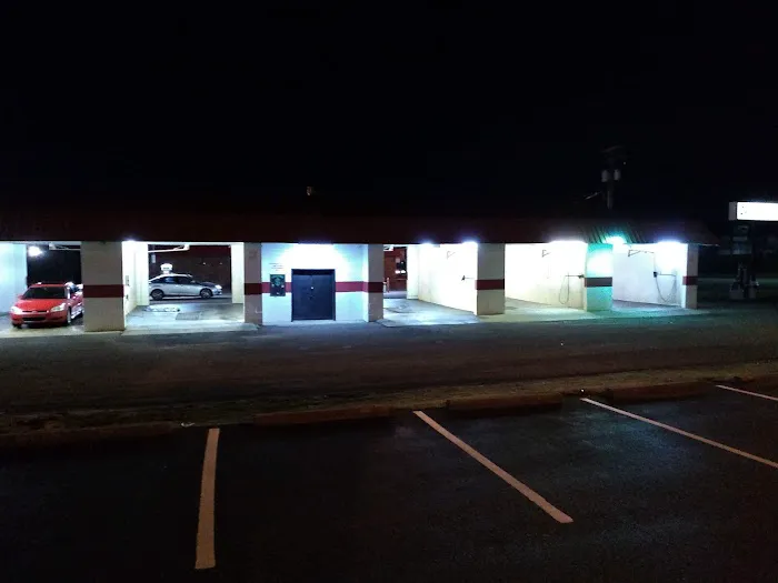 Steve's Car Wash Picture 2