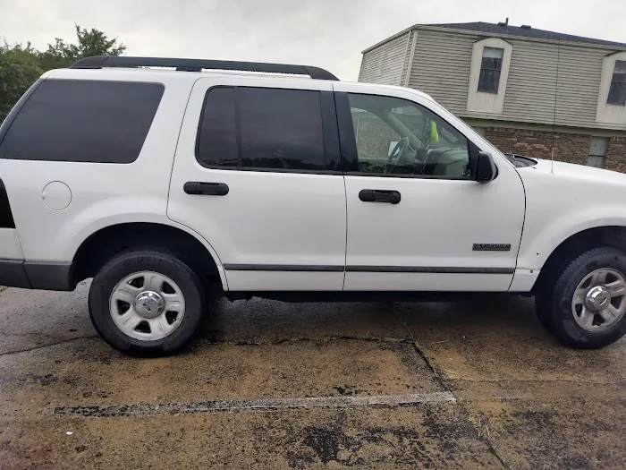 Steve's Car Wash Picture 5