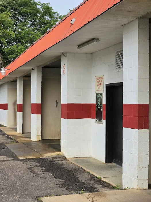 Steve's Car Wash Picture 9