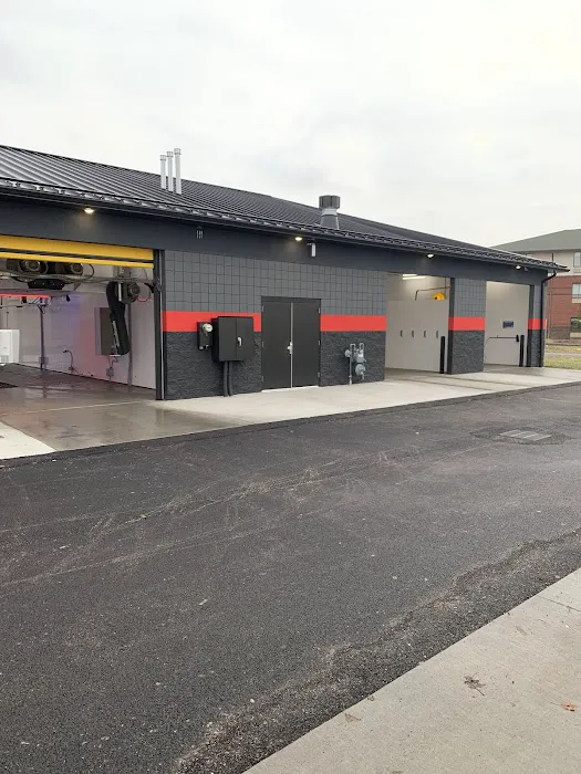 Busy B’s Car Wash Picture 3