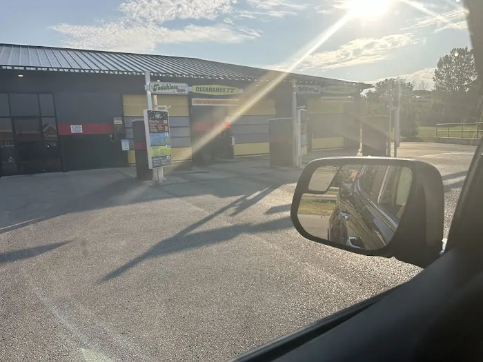 Busy B’s Car Wash Picture 4