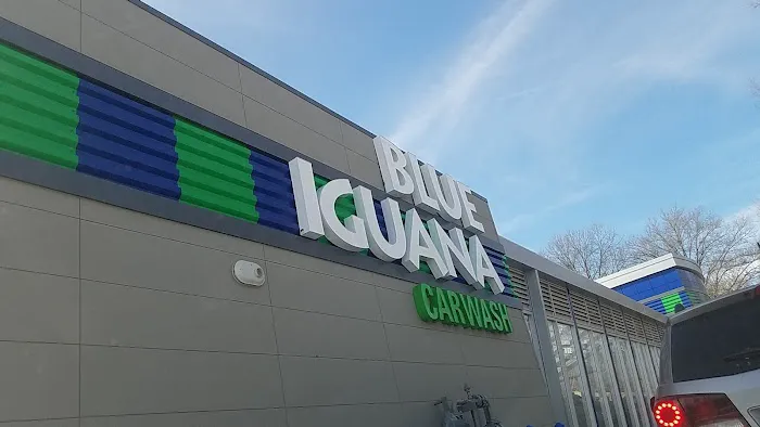 Zips Car Wash Picture 5