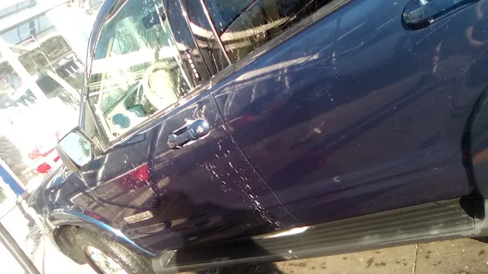 Zips Car Wash Picture 8