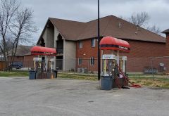 E-Z Street Car Wash photo 1