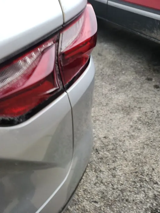 E-Z Street Car Wash Picture 4