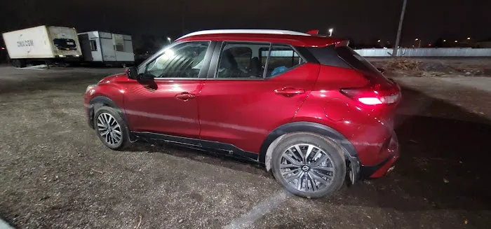 Car Wash & Laundromat Picture 1